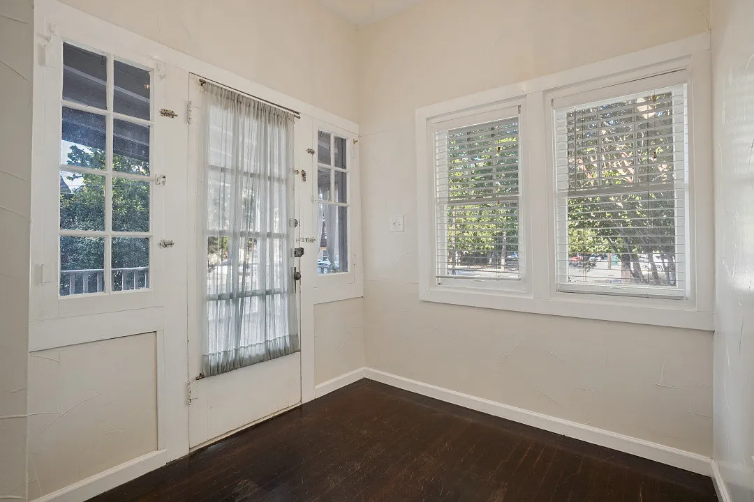 2 bed, 850 sqft, $1,475 — Photo 3