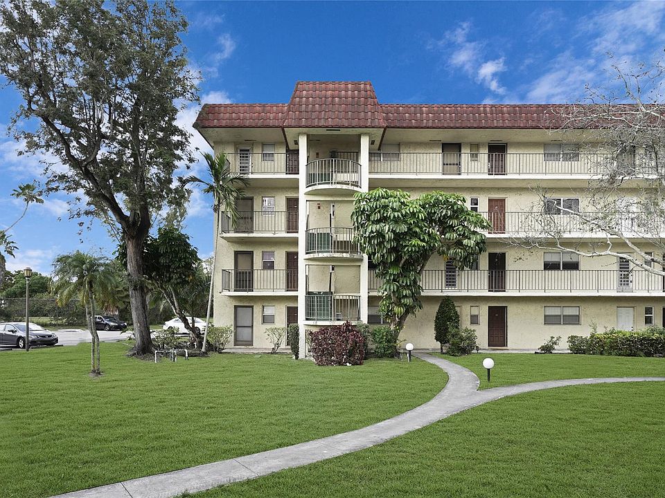 1st image of 3330 Spanish Moss Terrace #213