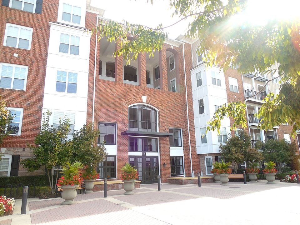 1st image of 501 Hungerford Dr APT P91