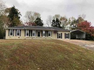 321 Ridgedale Dr, Jackson, TN 38305