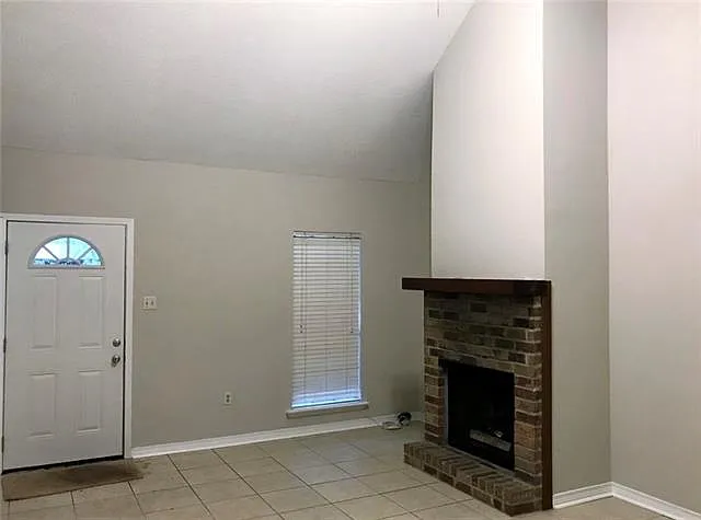 125 Walnut St — Photo 3