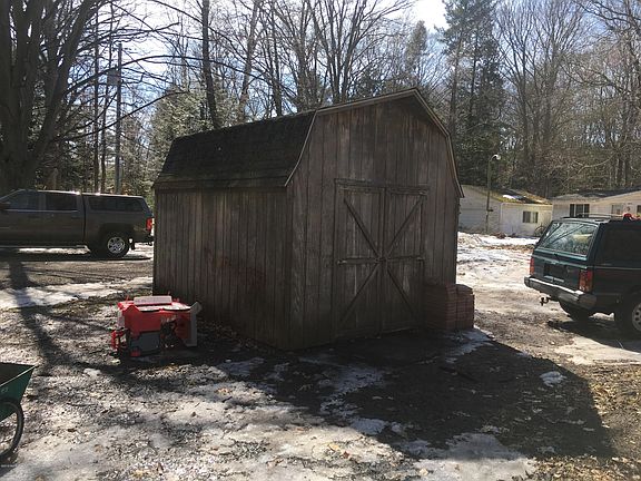 4th image of 4850 S Phil St