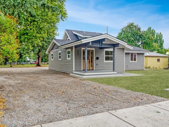 921 Columbia Ave, Whitefish, MT 59937