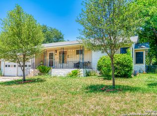 351 Senisa Dr, San Antonio, TX 78228