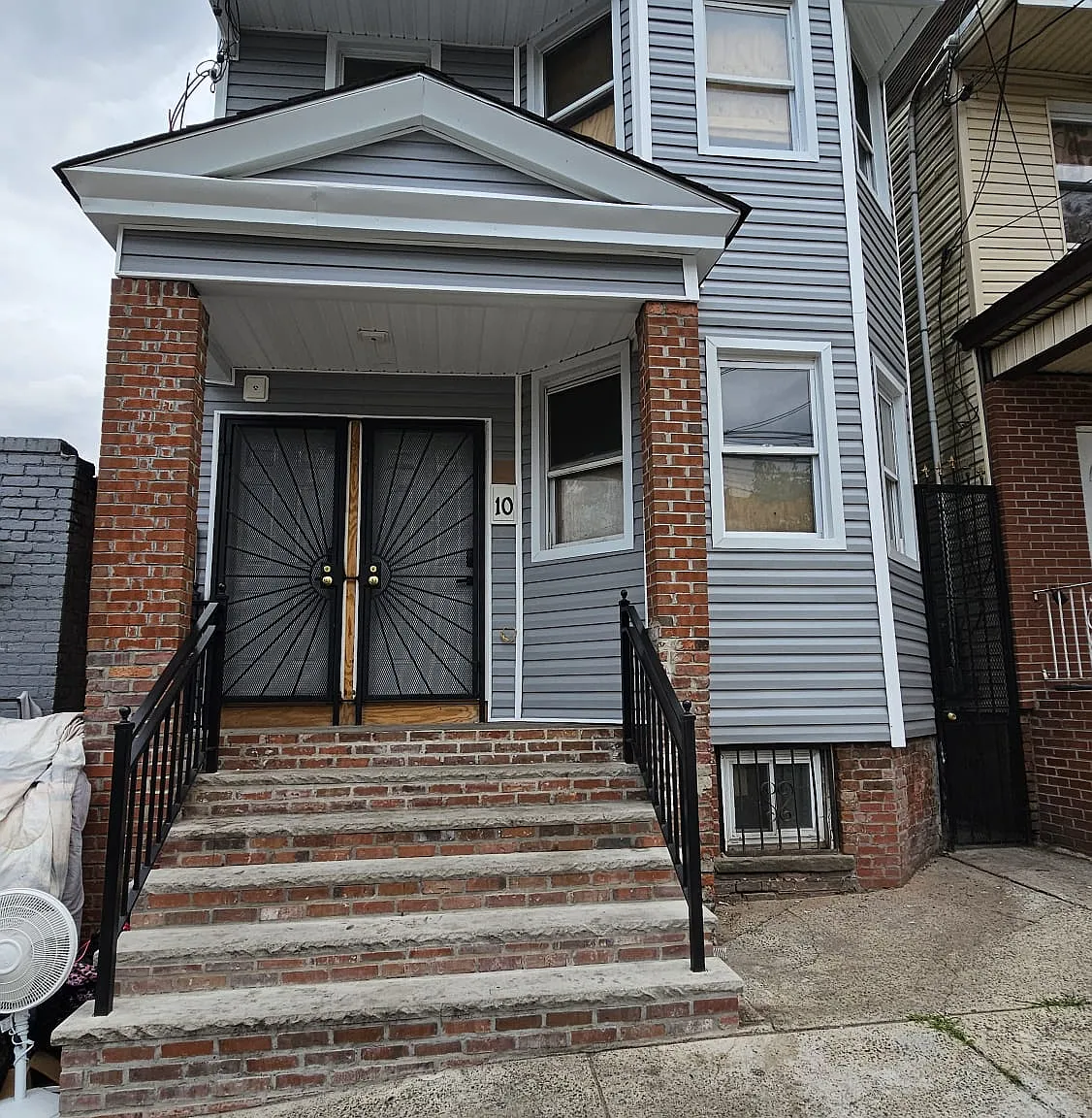 4 bed, 1600 sqft, $3,950 — Photo 4