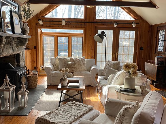 Living room (furnishings not included)