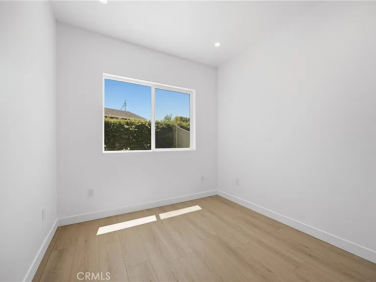 17150 Mayall St — Photo 6