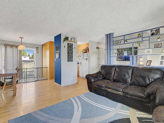 3rd image of 9724 S 119th Ave