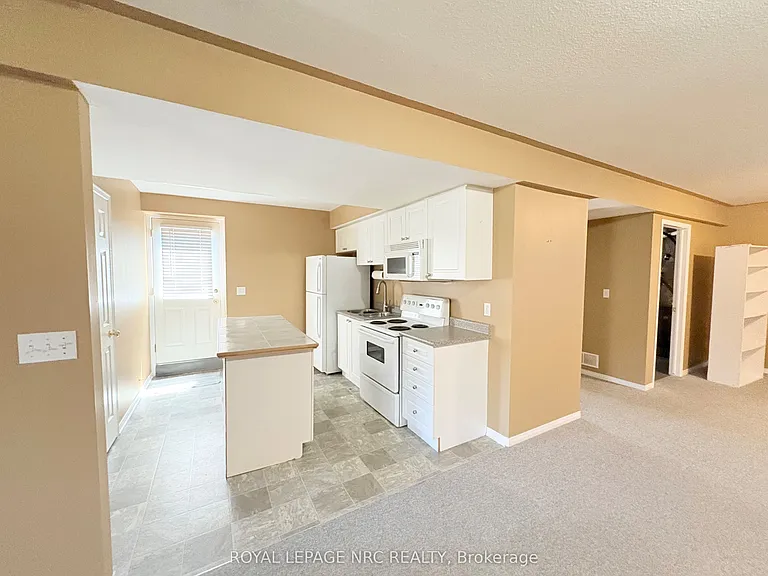 173 Autumn Cres — Photo 10
