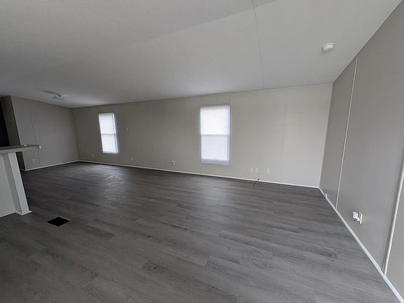 3rd image of 1010 Reservation Rd #G12