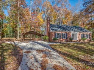 250 Squirrel Den Rd, Rutherfordton, NC 28139