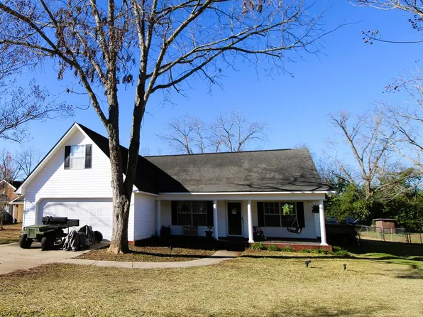 82 Keystone Ct, Dothan, AL 36305