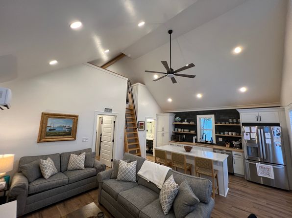 623 W Harrison Rd