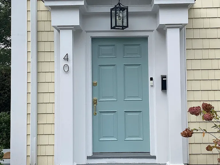 40 E Maple St #1 — Photo 2