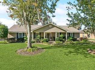 25 Belle Helene Dr, Destrehan, LA 70047