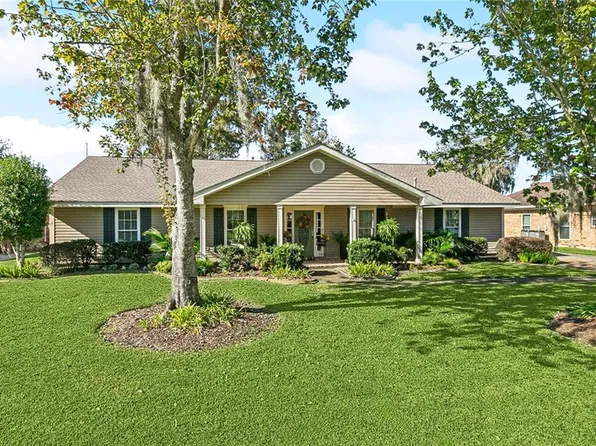 25 Belle Helene Dr, Destrehan, LA 70047