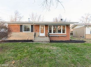 835 W Terrace Dr, Glenwood, IL 60425