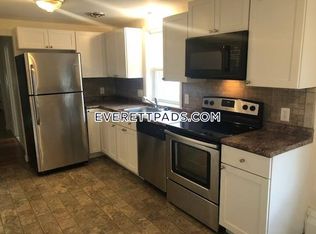 10 Cleveland Ave, Everett, MA 02149