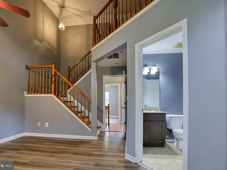 30 Flaxleaf Ct — Photo 11