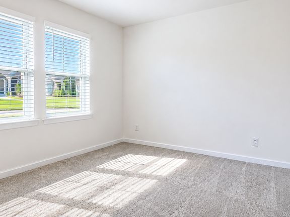 4th image of 430 Rowe Way
