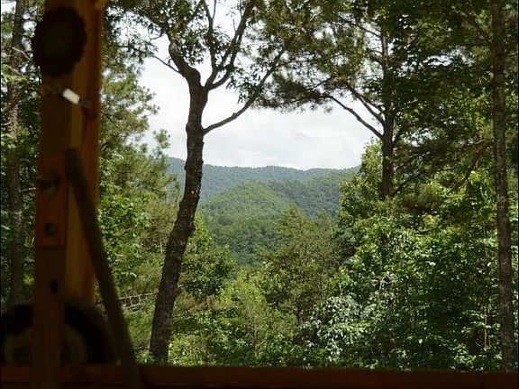 2nd image of 210 Ridge Rd