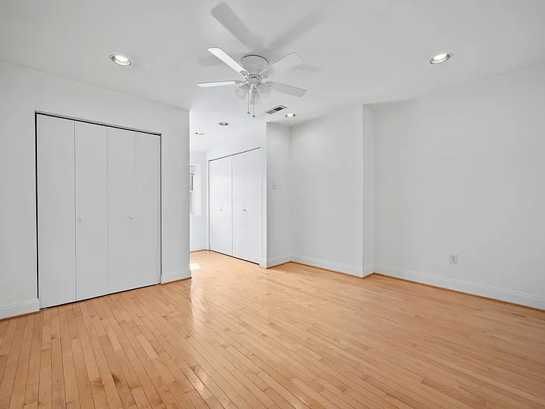 417 Denniston St #4 — Photo 6
