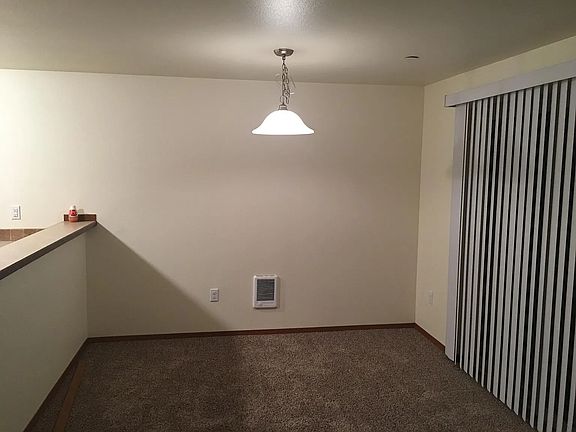 3rd image of 9140 184th Ave E