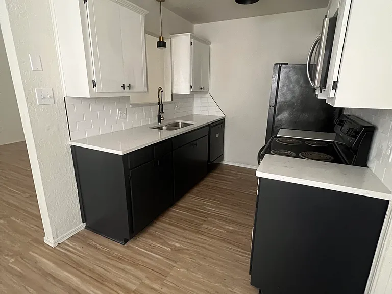 1508 NW Columbia Ave #A — Photo 6