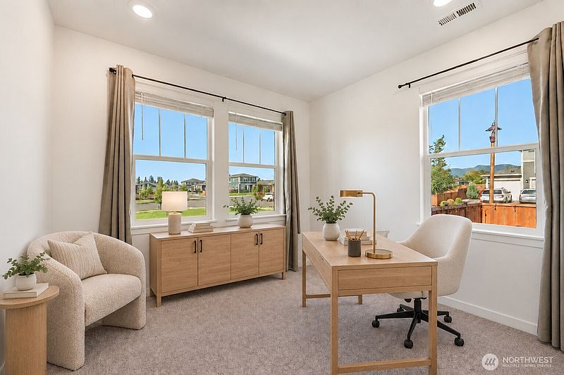 4th image of 3476 Edith Avenue
