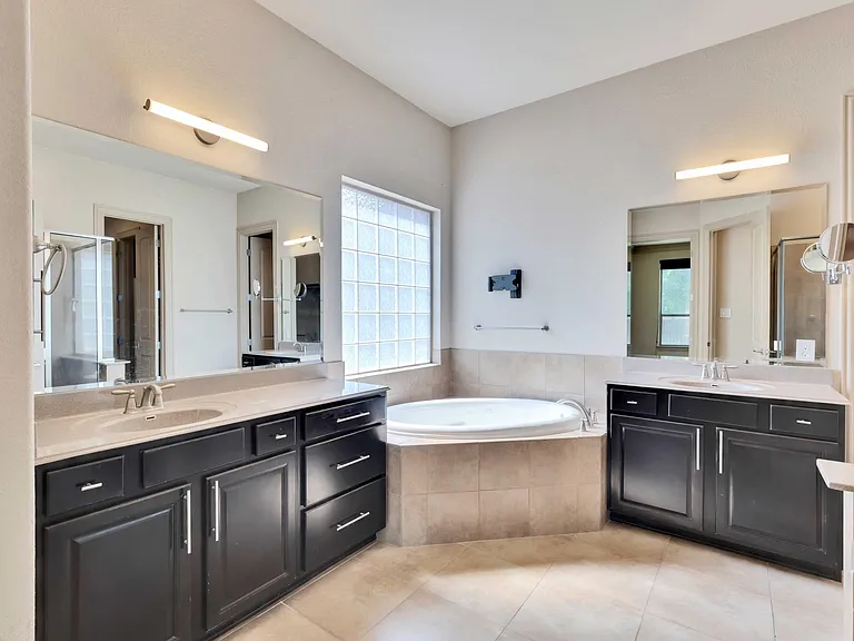 2500 Speidel Dr — Photo 26