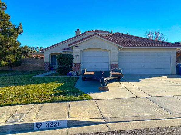 Swimming Pool Palmdale Real Estate 13 Homes For Sale Zillow
