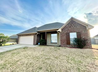 169 Stillhouse Creek Dr, Madison, MS 39110