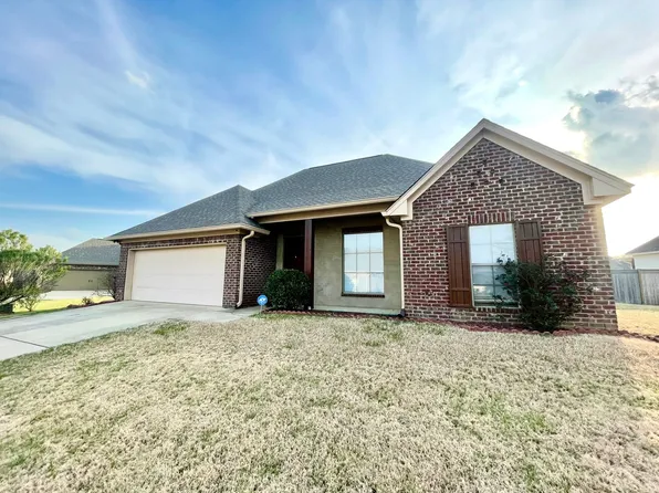 169 Stillhouse Creek Dr, Madison, MS 39110