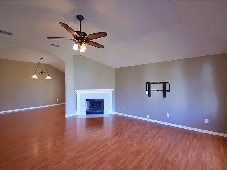 129 Copperwood Loop — Photo 12
