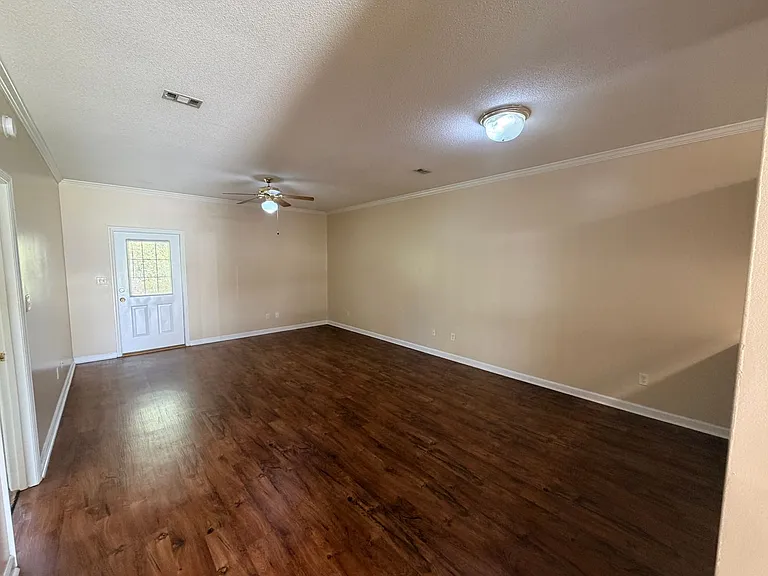 507 Roberts St #B — Photo 10