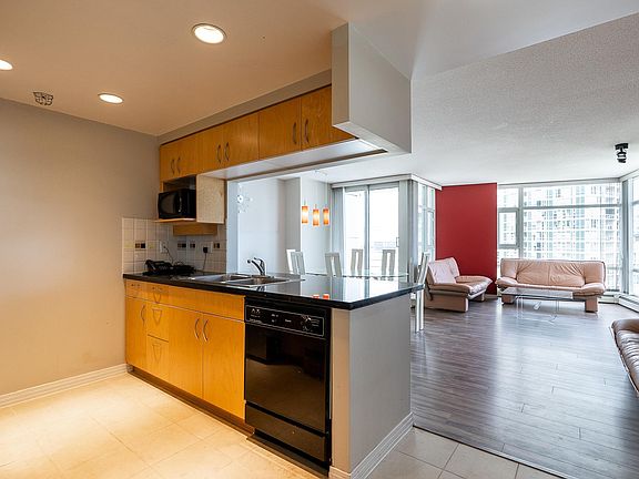 3rd image of 1199 Marinaside Cres #2303
