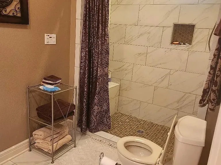 256 Mapleleaf Cir — Photo 10
