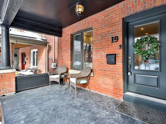 2nd image of 19 Ravina Cres