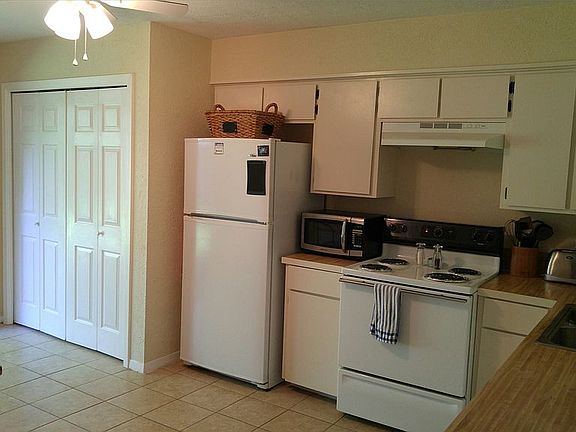 4th image of 3325 Bluestem Cir