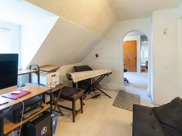 807 S Sherman St APT 2, Spokane, WA 99202