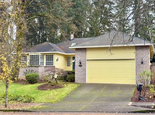 15100 SW Gull Dr, Beaverton, OR 97007