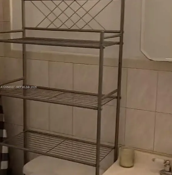 1145 NE 110th St #1 — Photo 10