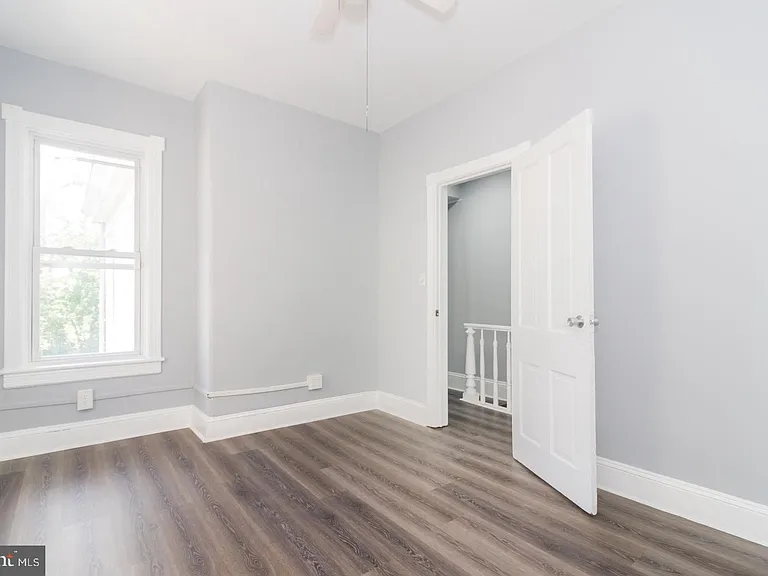 635 Chambers St — Photo 17