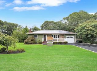 2359 Feuereisen Ave, Ronkonkoma, NY 11779
