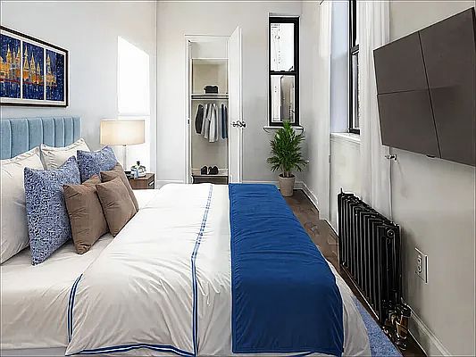 2nd image of 109 Eldridge St #23