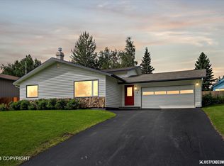 9420 Arlene Dr, Anchorage, AK 99502