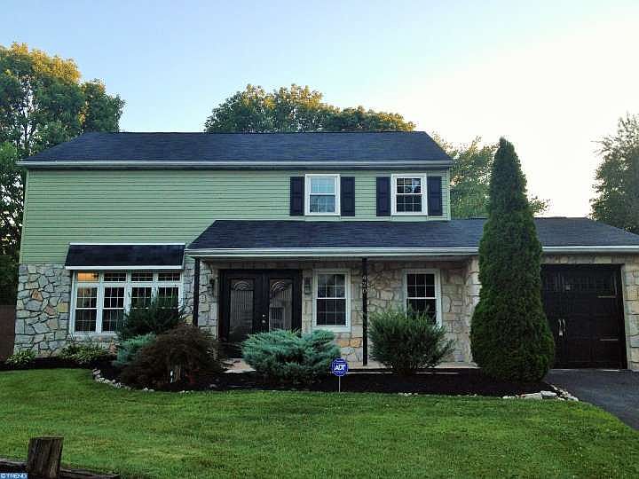1st image of 420 Dogwood Dr