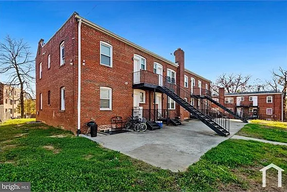 212 Orange St SE #2 — Photo 1