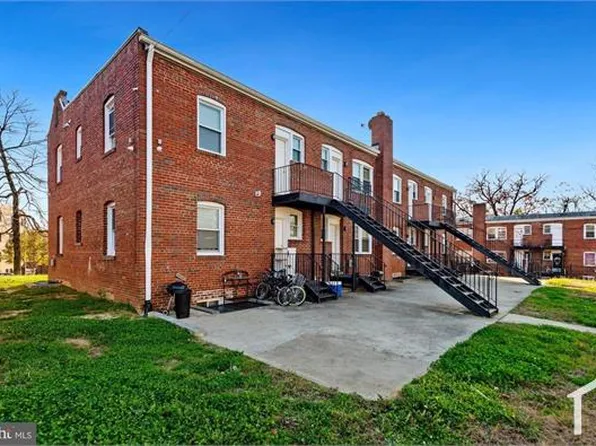 212 Orange St SE APT 2, Washington, DC 20032