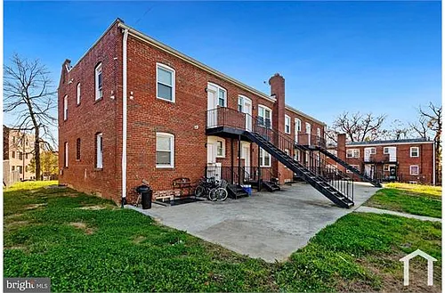 212 Orange St SE Photo 1